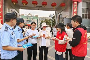 曼晚：滕哈赫需要说服拉特克利夫自己仍然适合曼联